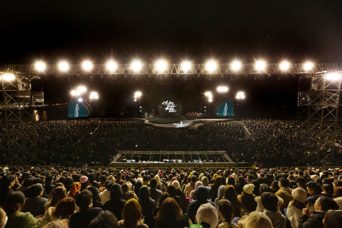 Chân Trời Rực Rỡ - The Glorious Horizon