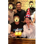 Quang Linh Vlog tổ chức tiệc sinh nhật cho Thùy Tiên, "Team đẩy thuyền rần rần" vì vị trí đứng