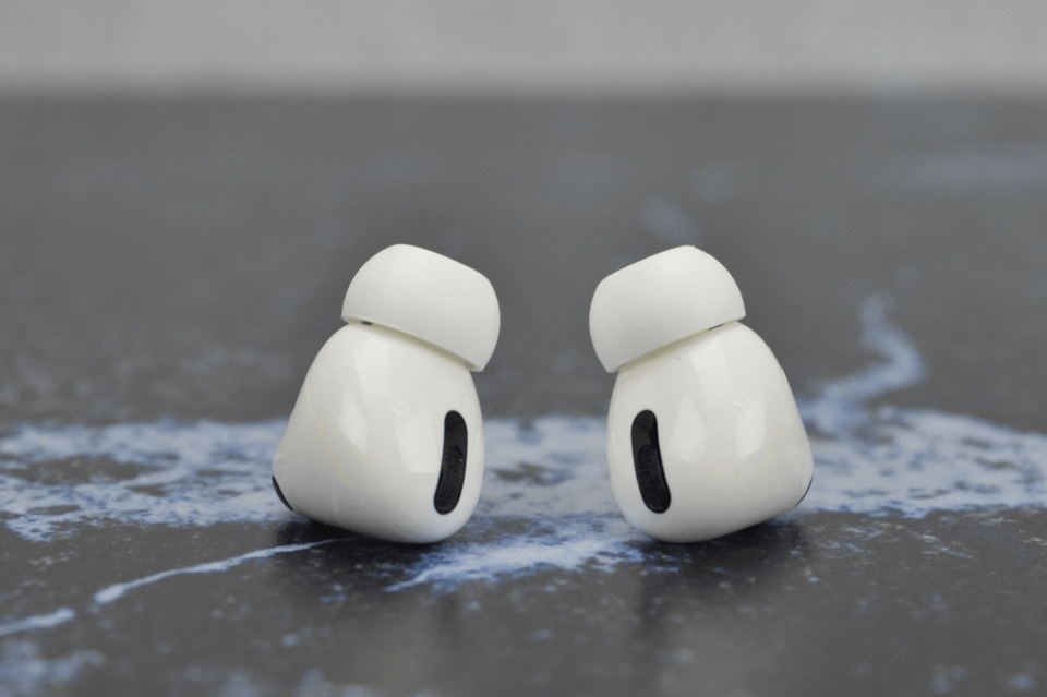 AirPods