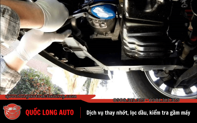 kiểm tra gầm máy