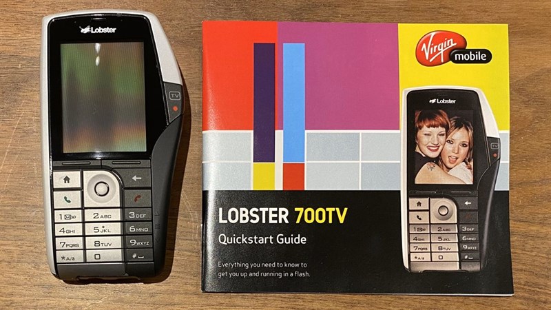 điện thoại có thiết kế kỳ lạ