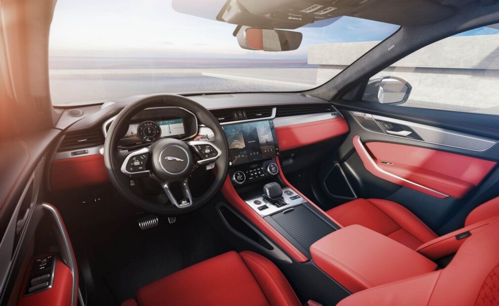 Top những mẫu xe đa dạng tiền tỷ chính hãng tại Việt Nam