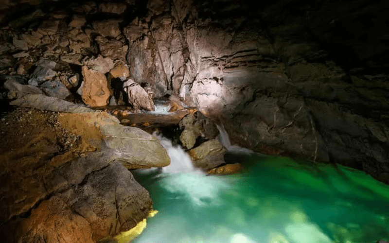 hang động Việt Nam